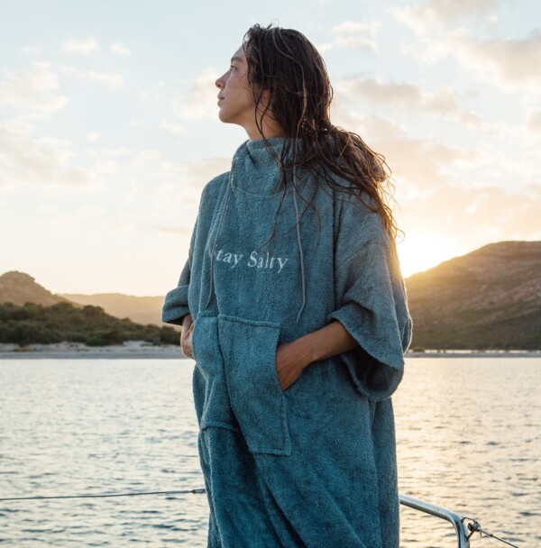 Galerie-poncho-A-b5c31661